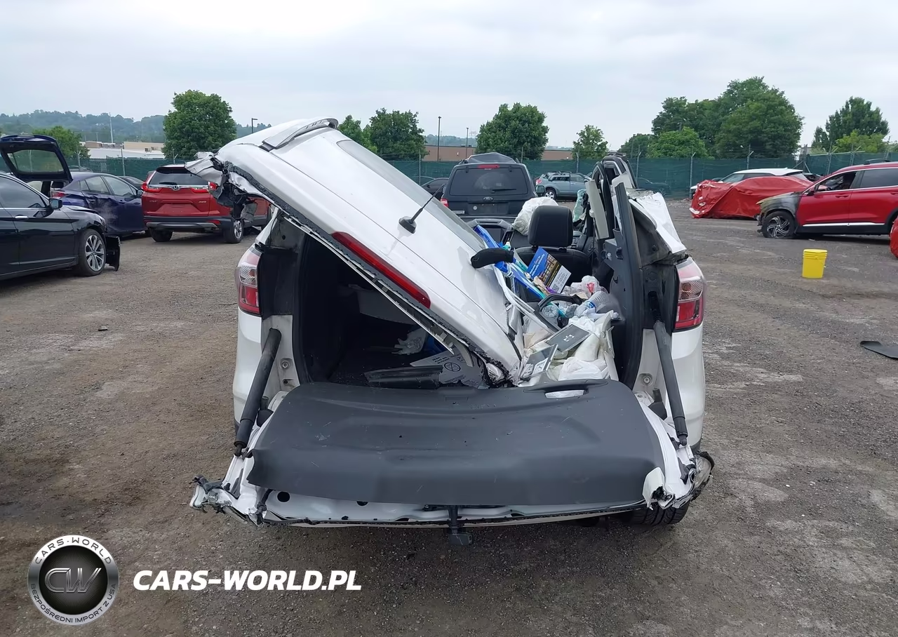 2017 Ford Escape Titanium VIN:1FMCU9JD1HUE42034 - 16