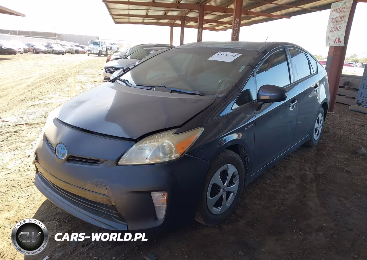 2013 Toyota Prius Two VIN:JTDKN3DU2D1672781 - 2
