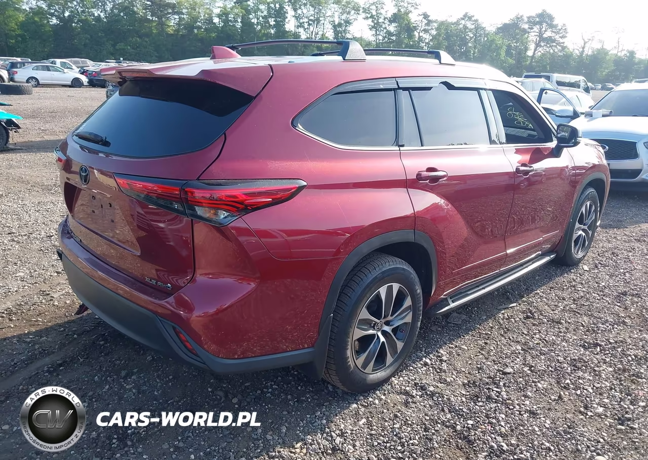 2021 Toyota Highlander Xle VIN:5TDHZRBH7MS078245 - 4
