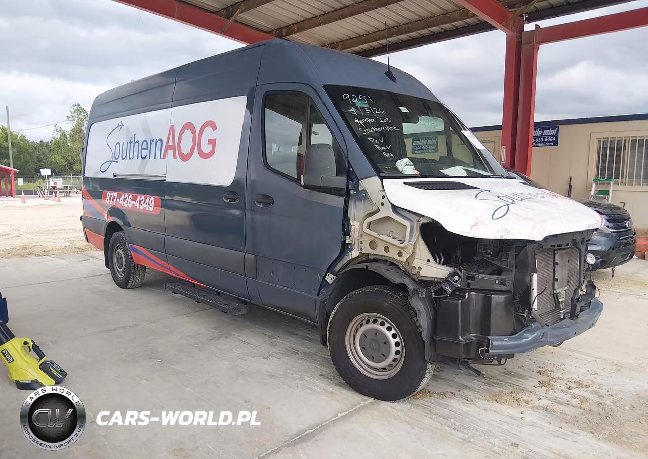 2019 Mercedes-Benz Sprinter 2500 High Roof V6 – zdjęcie 1 z 16