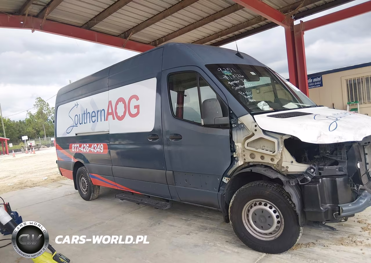 2019 Mercedes-Benz Sprinter 2500 High Roof V6 VIN:WD4PF1CD8KP116483 - 13