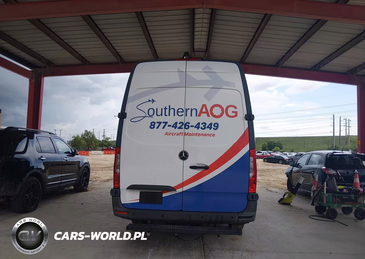 2019 Mercedes-Benz Sprinter 2500 High Roof V6 VIN:WD4PF1CD8KP116483 - 16