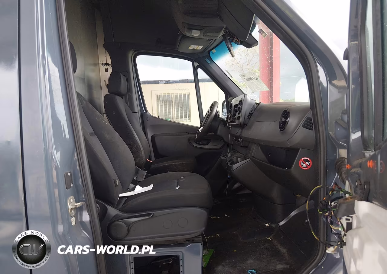 2019 Mercedes-Benz Sprinter 2500 High Roof V6 VIN:WD4PF1CD8KP116483 - 5