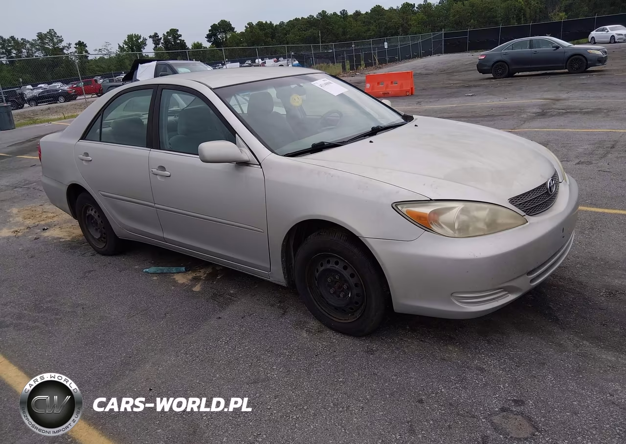 2004 Toyota Camry Le