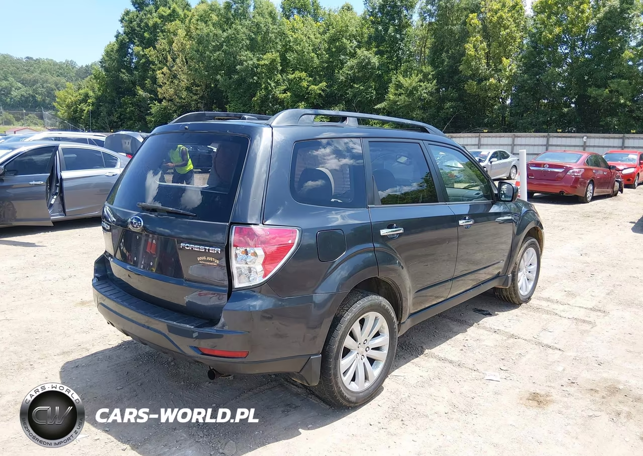 2011 Subaru Forester 2.5X Premium VIN:JF2SHBDC3BH773486 - 4