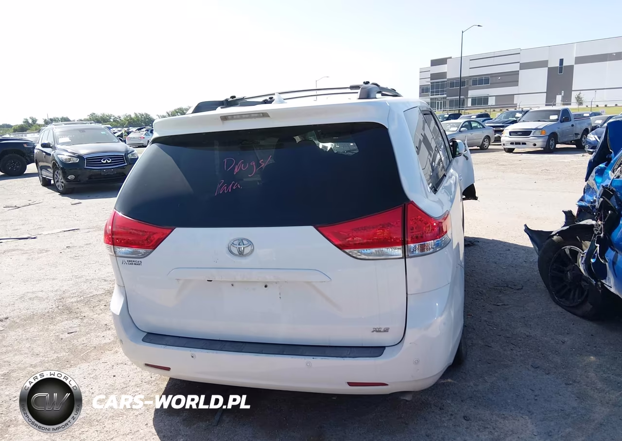 2012 Toyota Sienna Xle V6 8 Passenger VIN:5TDYK3DC2CS186774 - 15