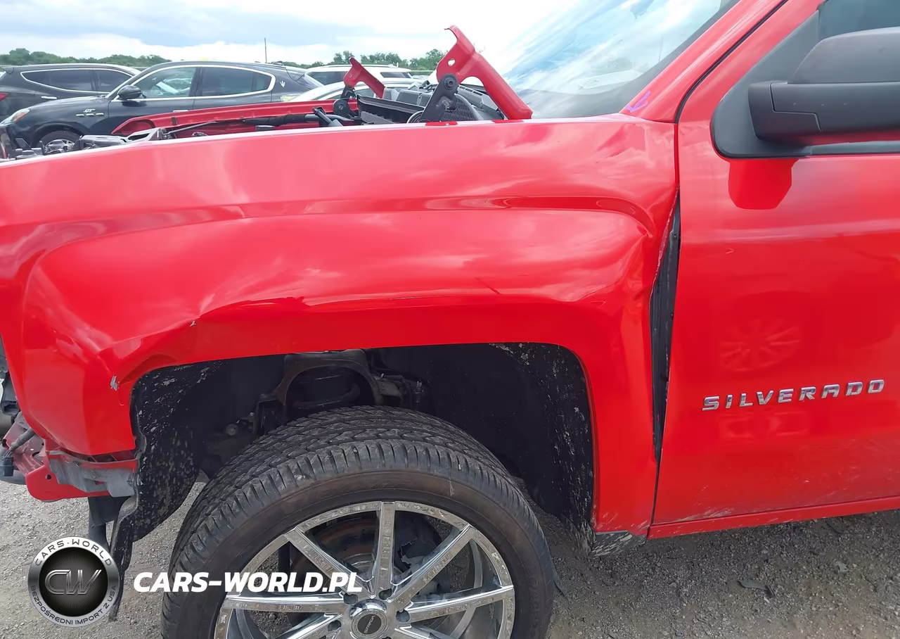 2017 Chevrolet Silverado 1500 Custom VIN:1GCRCPEH0HZ175443 - 18