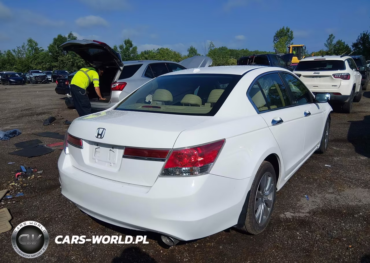 2012 Honda Accord 3.5 Ex-L VIN:1HGCP3F81CA009801 - 4