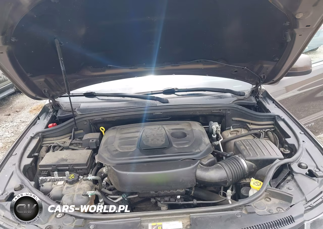2020 Jeep Grand Cherokee Laredo E 4X4 VIN:1C4RJFAG2LC364250 - 10