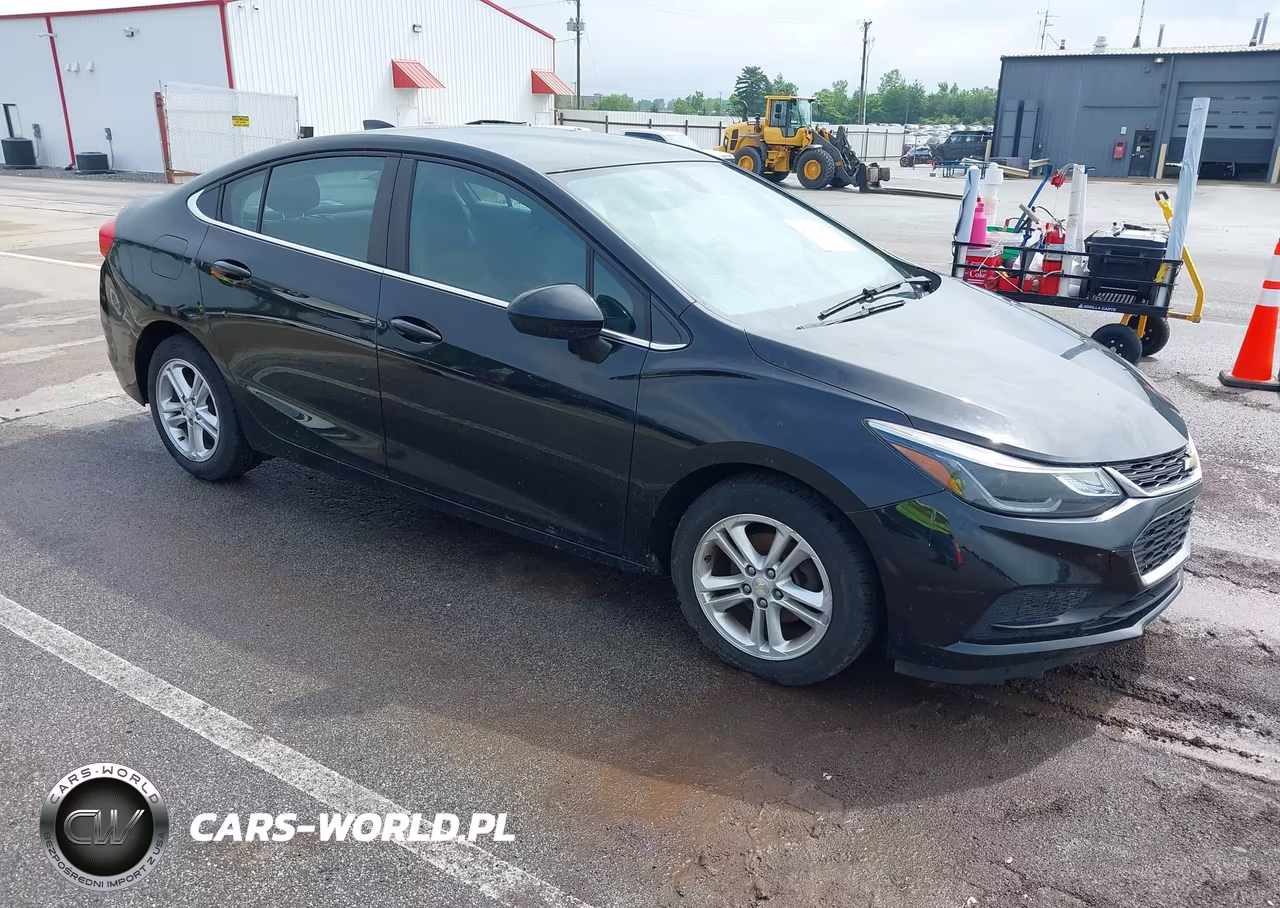 2016 Chevrolet Cruze Lt Auto – zdjęcie 1 z 11