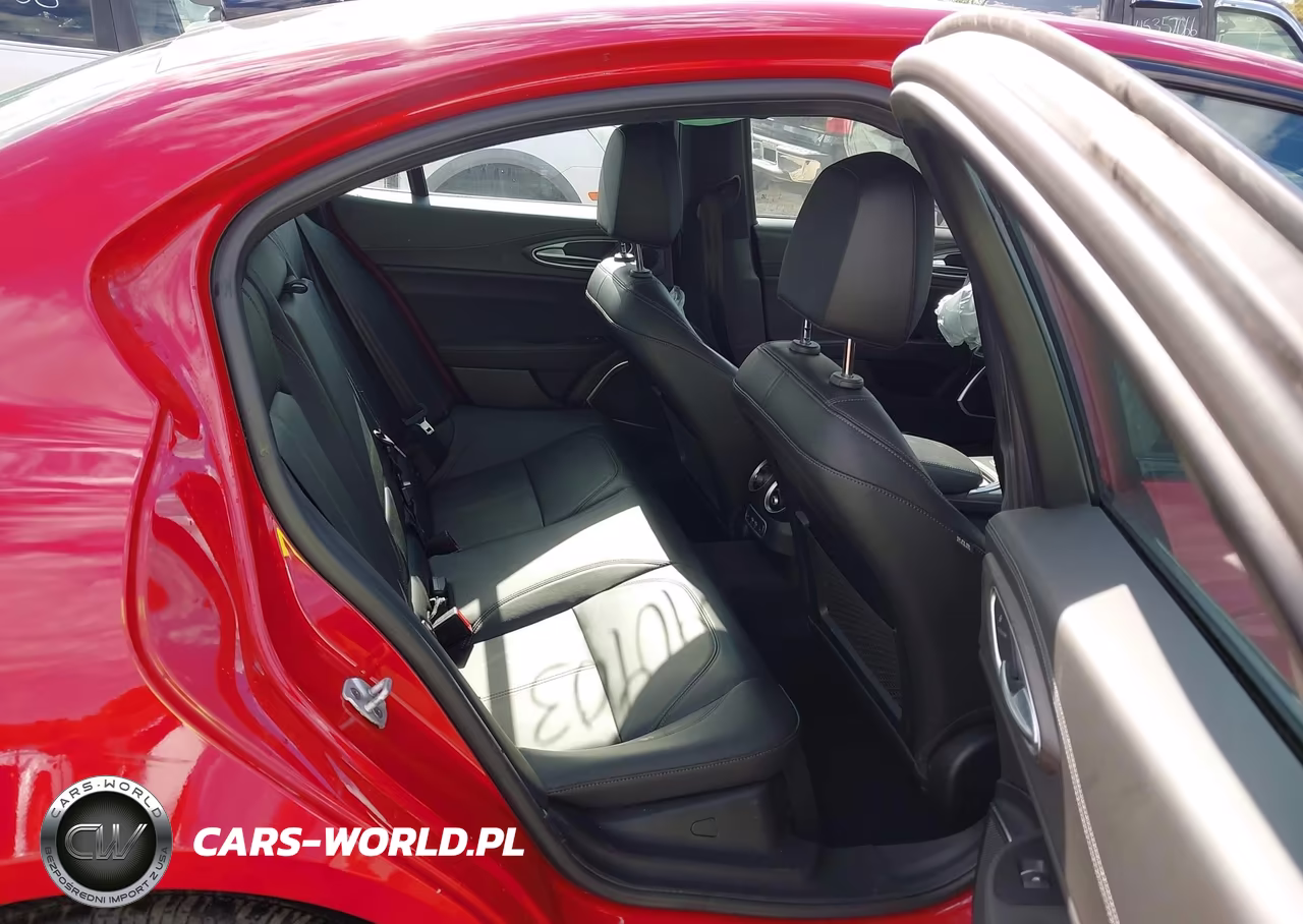 2023 Alfa Romeo Giulia Ti Awd VIN:ZARFANBN4P7670185 - 8
