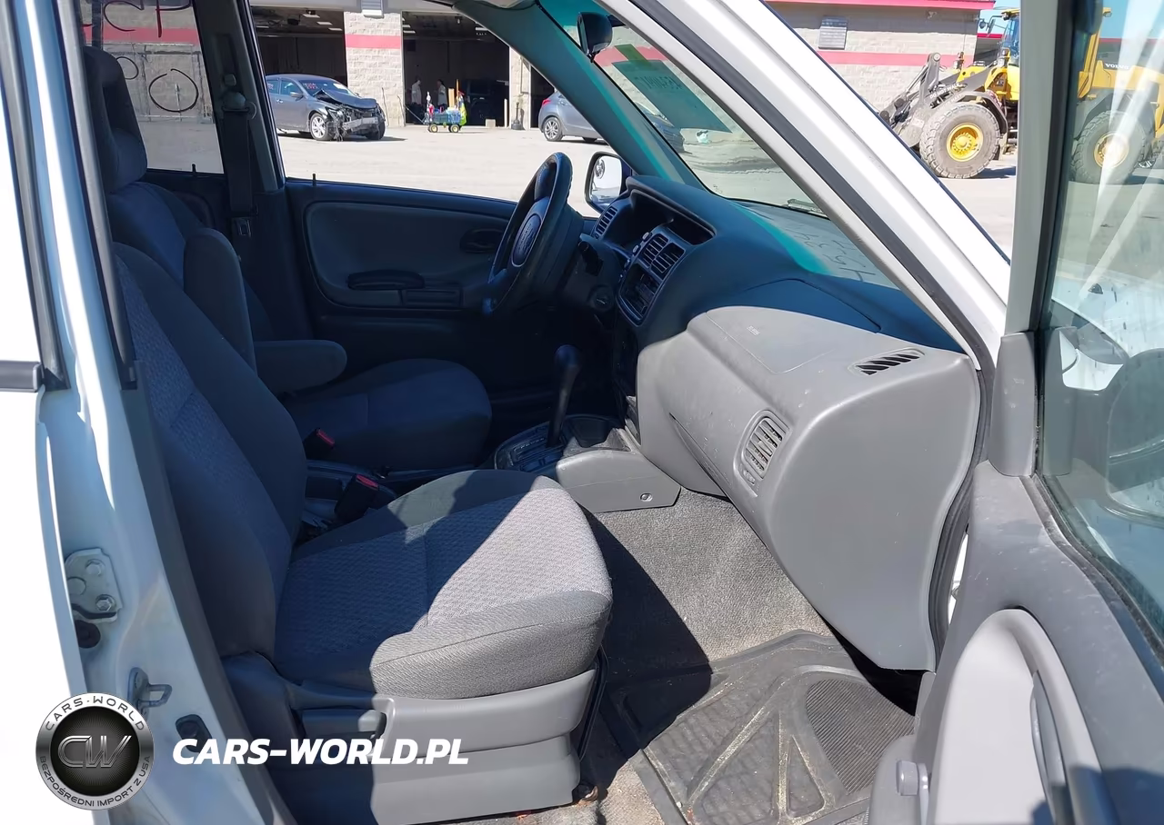 2004 Chevrolet Tracker VIN:2CNBE134246917402 - 5