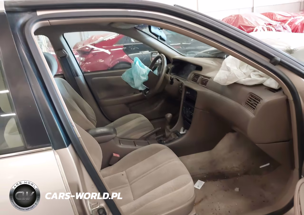 1999 Toyota Camry Ce VIN:4T1BG22K6XU476914 - 5