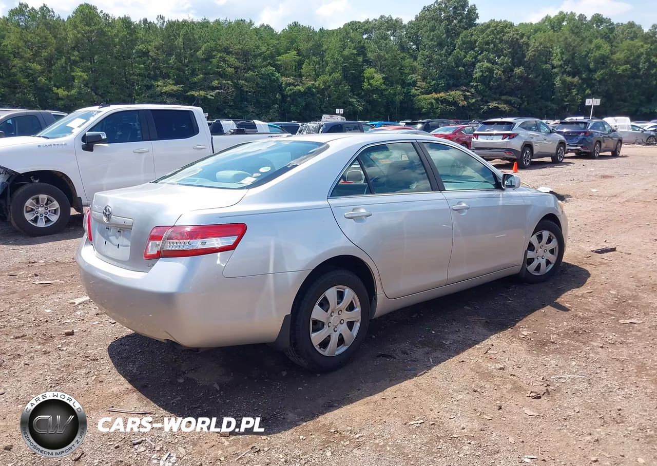 2010 Toyota Camry Le VIN:4T1BF3EK5AU005767 - 4