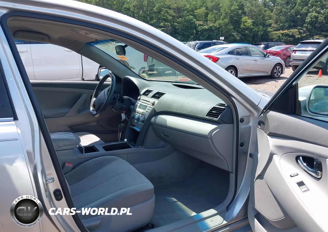 2010 Toyota Camry Le VIN:4T1BF3EK5AU005767 - 5