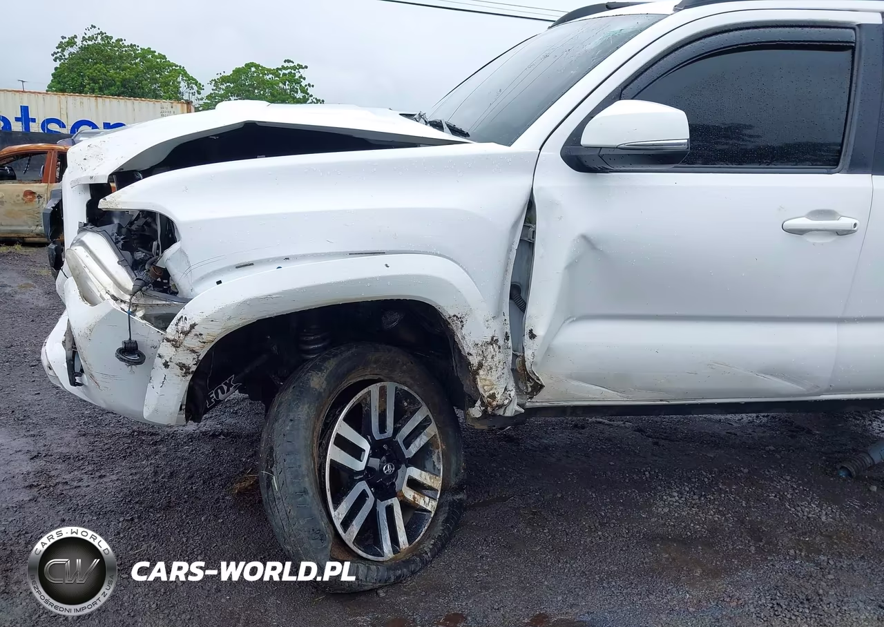 2016 Toyota Tacoma Trd Sport VIN:3TMCZ5AN8GM035564 - 11