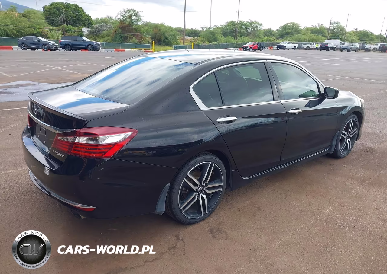 2017 Honda Accord Sport VIN:1HGCR2F57HA173751 - 4