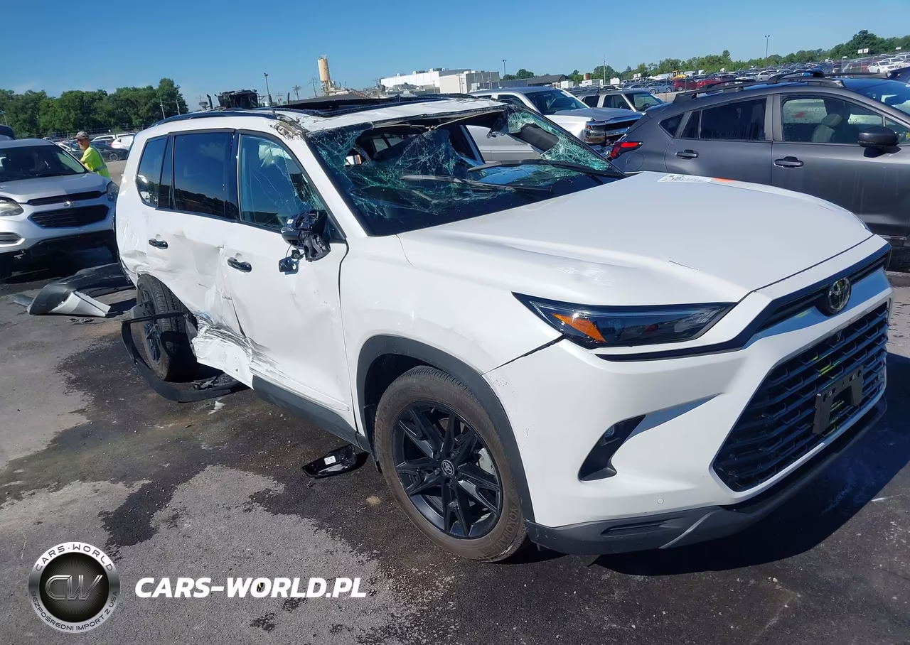2025 Toyota Grand Highlander Hybrid Nightshade Edition – zdjęcie 1 z 15