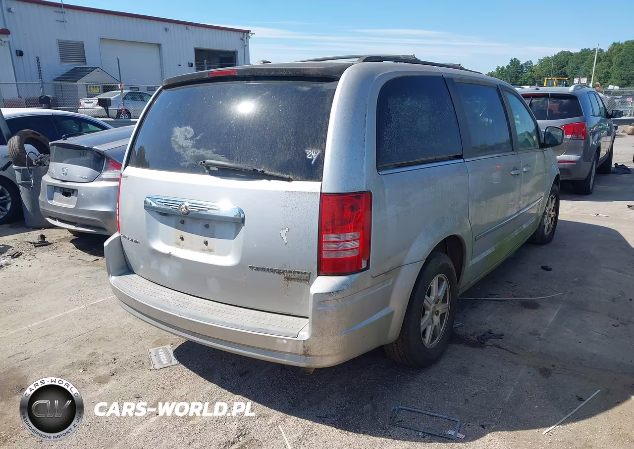 2009 Chrysler Town & Country Touring VIN:2A8HR54109R553364 - 4