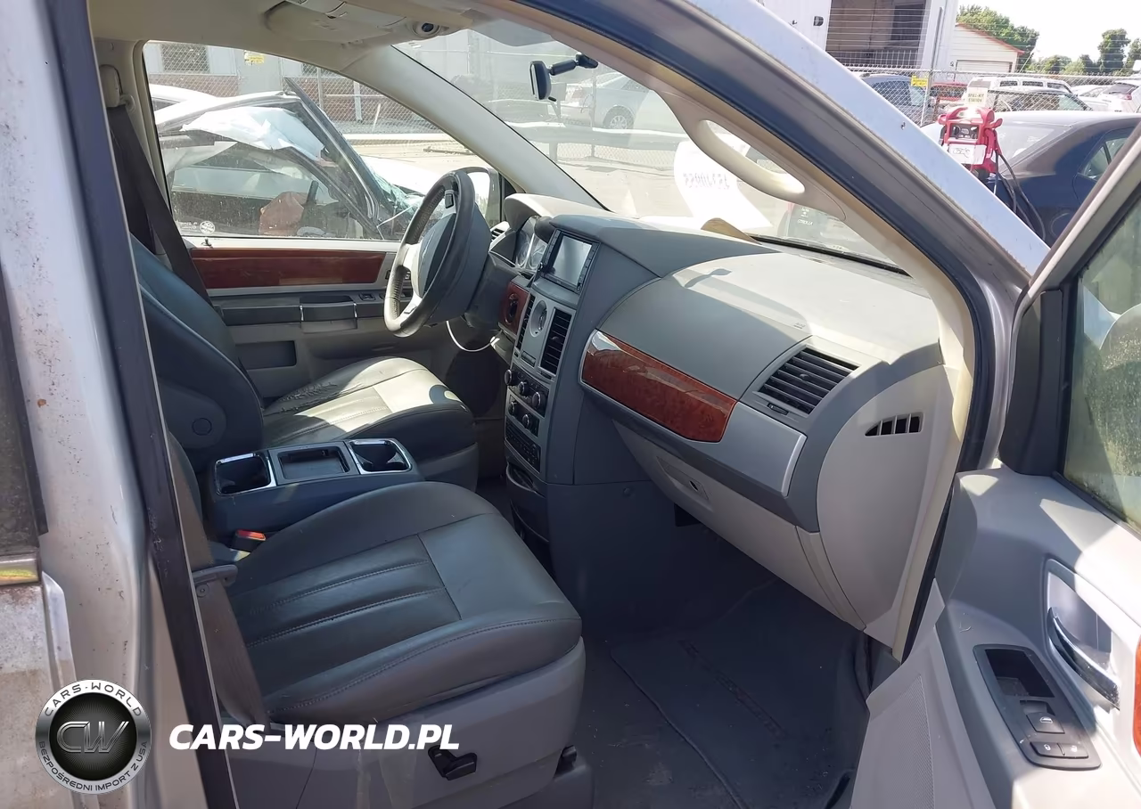2009 Chrysler Town & Country Touring VIN:2A8HR54109R553364 - 5