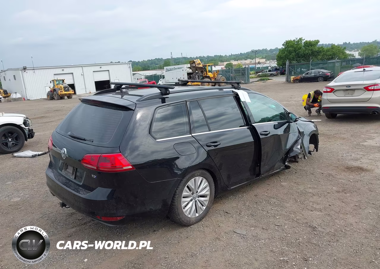 2015 Volkswagen Golf Sportwagen Tdi S 4-Door VIN:3VWFA7AU2FM516641 - 4