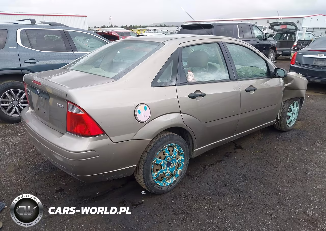 2005 Ford Focus Zx4 VIN:1FAFP34N55W232648 - 4