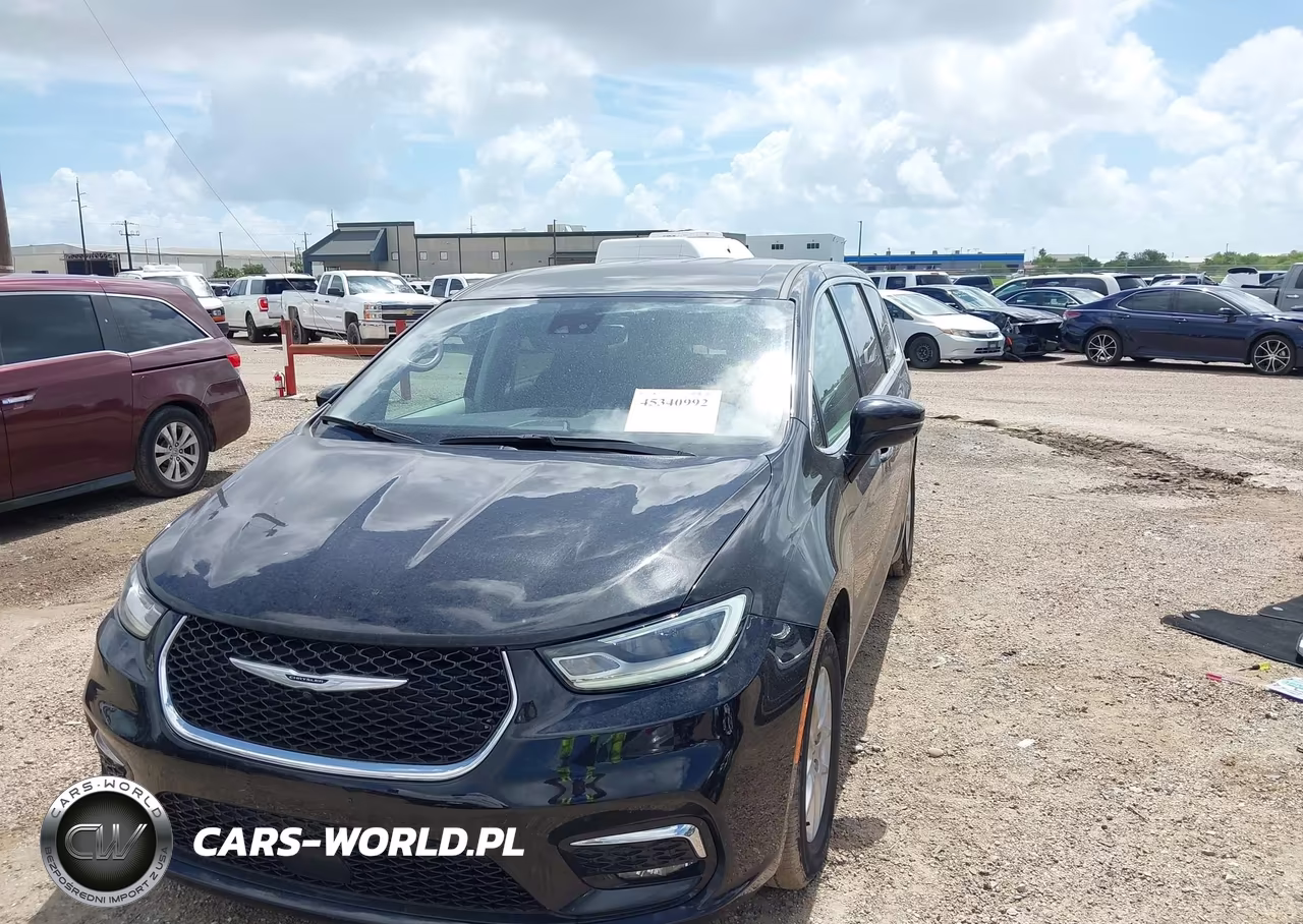 2024 Chrysler Pacifica Touring L VIN:2C4RC1BG5RR136321 - 6