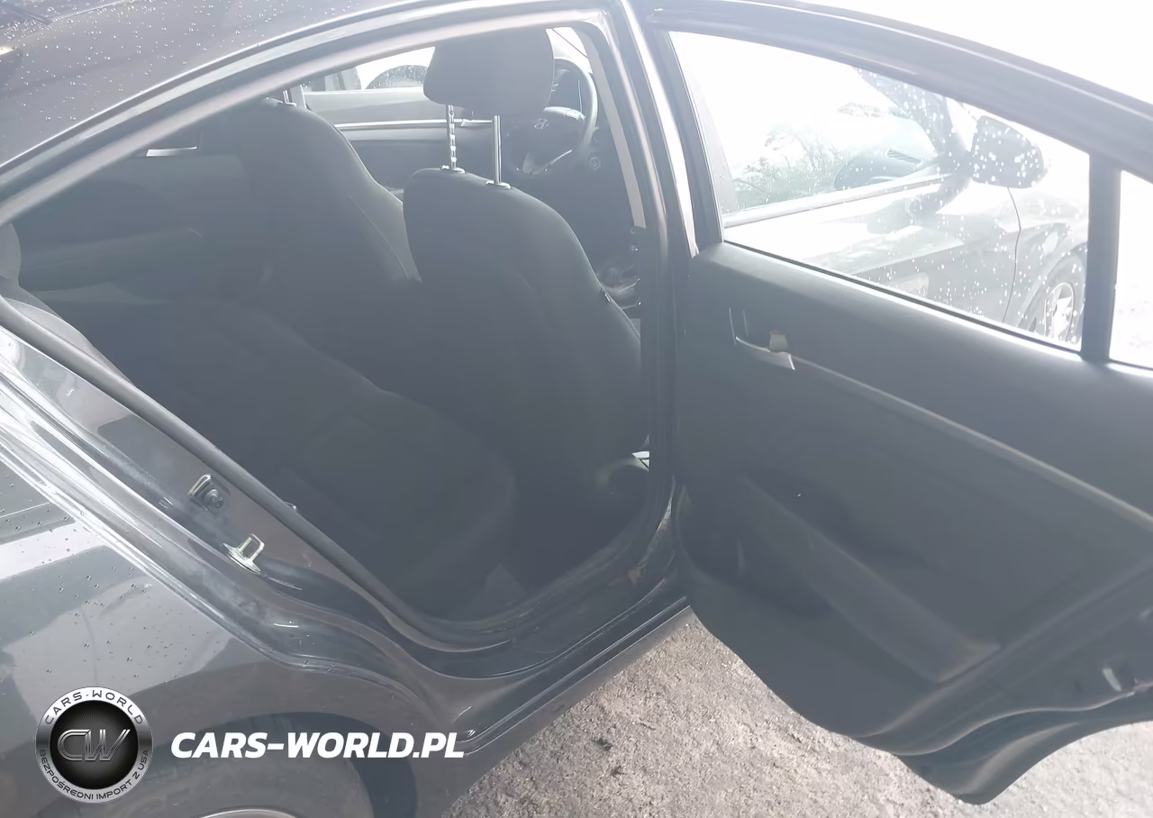 2020 Hyundai Elantra Sel VIN:5NPD84LFXLH555059 - 8