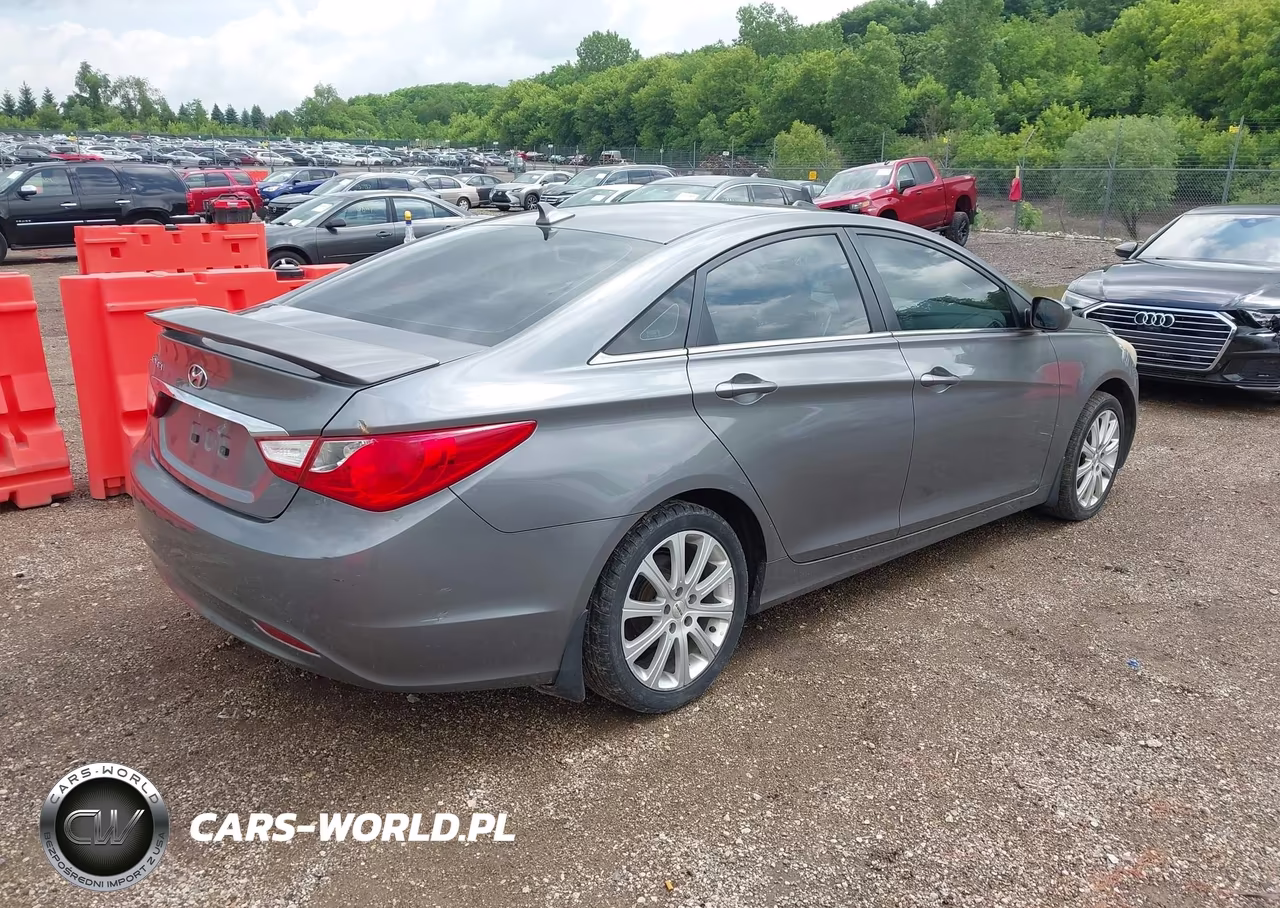 2011 Hyundai Sonata Gls VIN:5NPEB4AC9BH155586 - 4