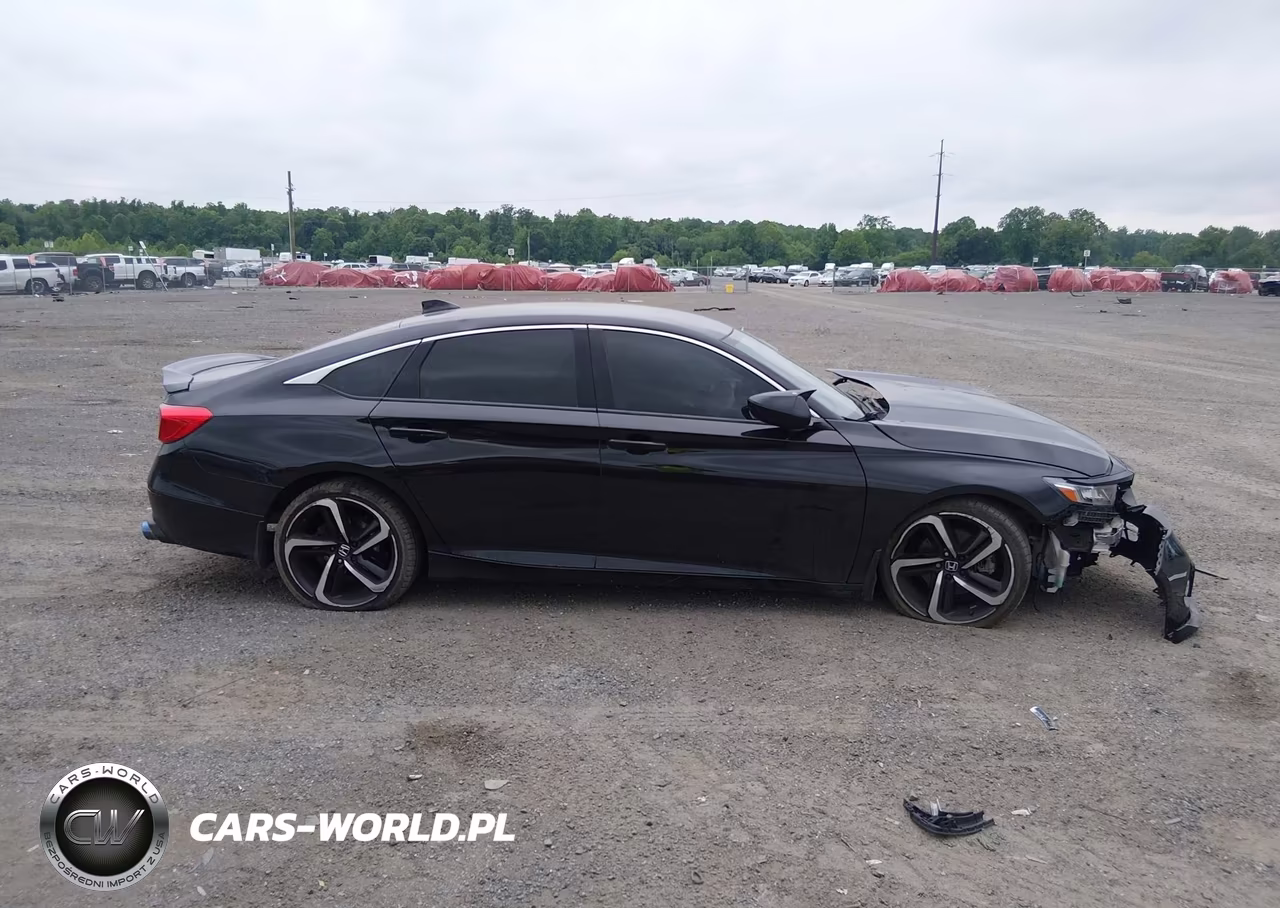 2018 Honda Accord Sport VIN:1HGCV1F3XJA094469 - 12