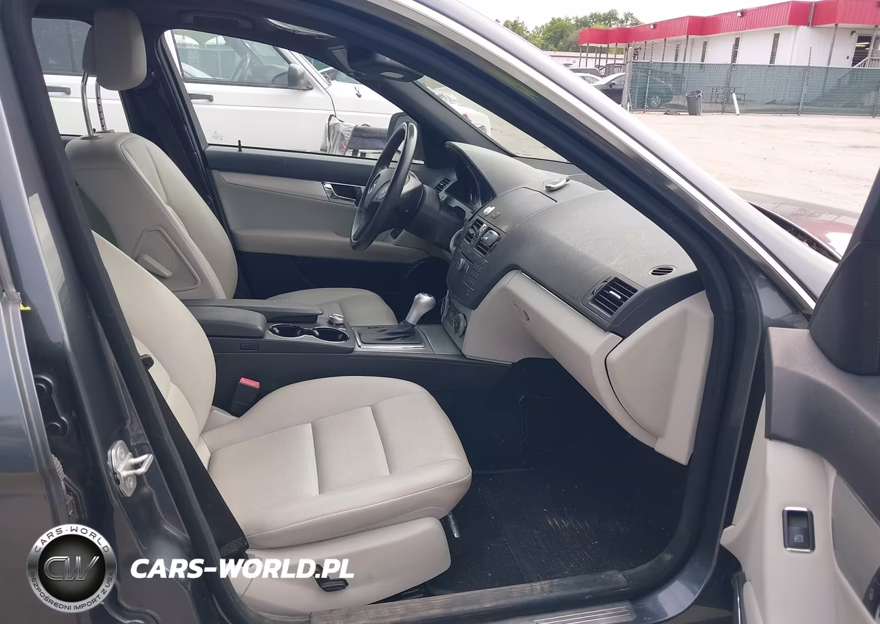 2009 Mercedes-Benz C 300 Luxury-Sport VIN:WDDGF54X59R080010 - 5
