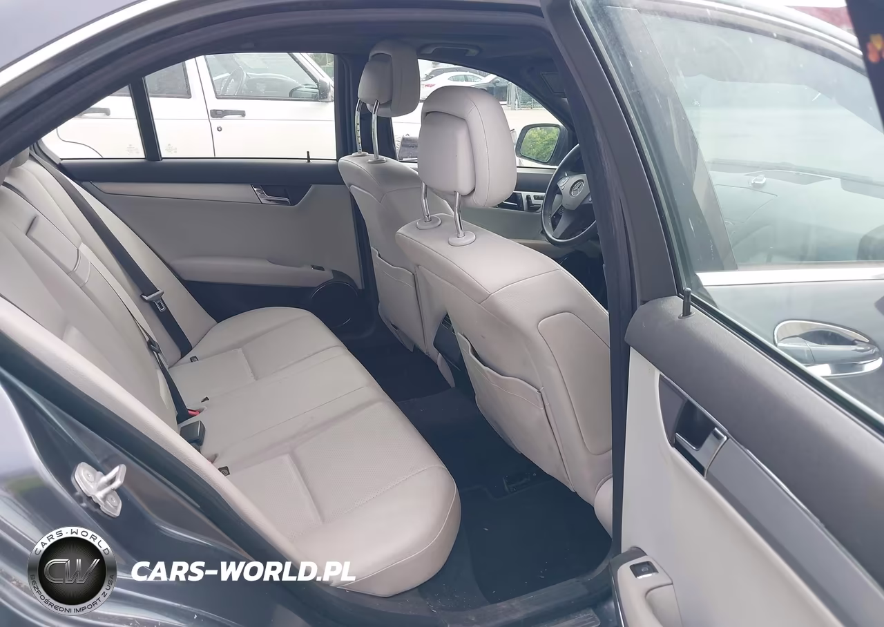 2009 Mercedes-Benz C 300 Luxury-Sport VIN:WDDGF54X59R080010 - 8