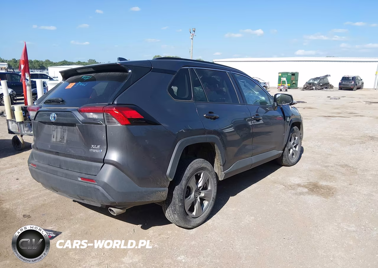2022 Toyota Rav4 Hybrid Xle VIN:4T3RWRFV3NU054621 - 4