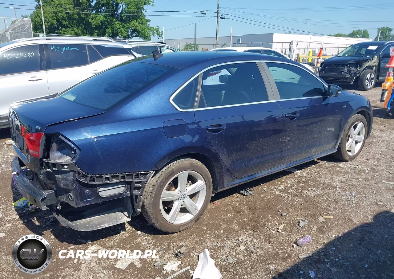2015 Volkswagen Passat 1.8T Limited Edition VIN:1VWAS7A38FC109150 - 4