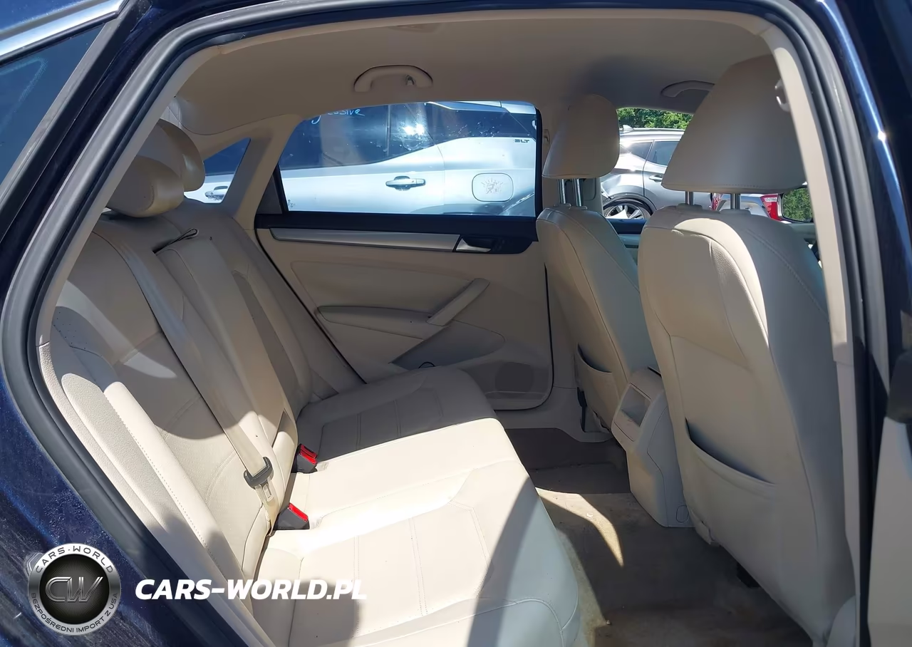 2015 Volkswagen Passat 1.8T Limited Edition VIN:1VWAS7A38FC109150 - 8