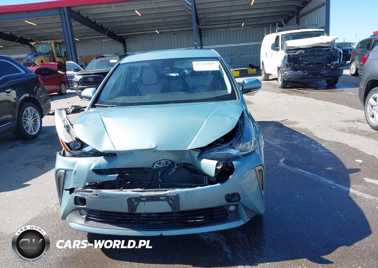 2021 Toyota Prius Le Awd-E VIN:JTDL9MFU2M3024308 - 11