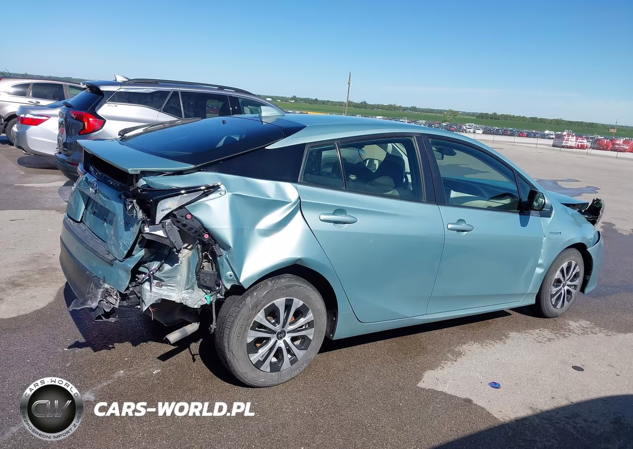 2021 Toyota Prius Le Awd-E VIN:JTDL9MFU2M3024308 - 12