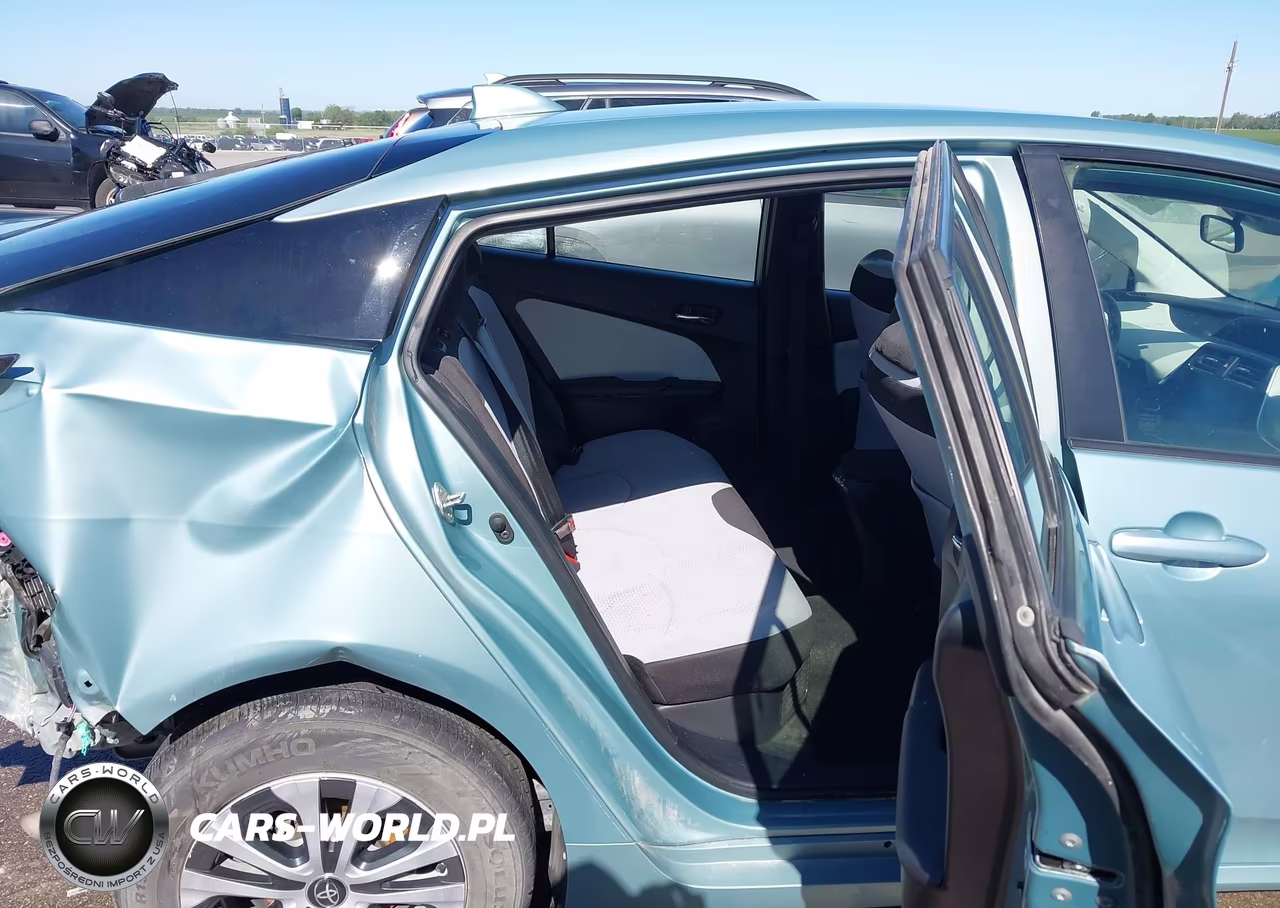 2021 Toyota Prius Le Awd-E VIN:JTDL9MFU2M3024308 - 8