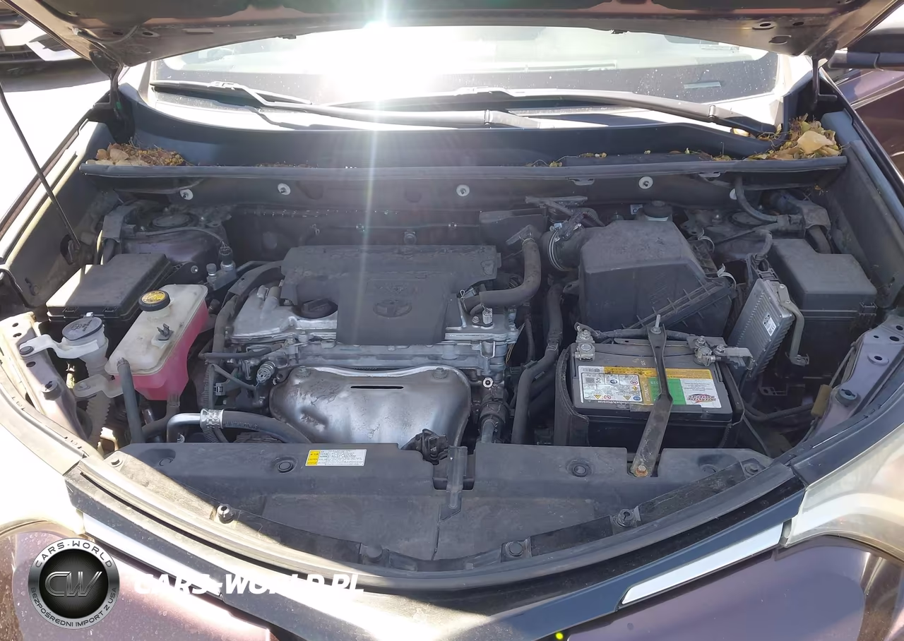 2018 Toyota Rav4 Le VIN:2T3ZFREVXJW484822 - 10
