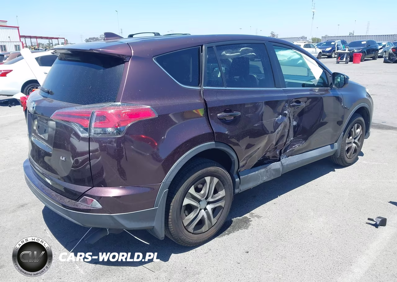2018 Toyota Rav4 Le VIN:2T3ZFREVXJW484822 - 4