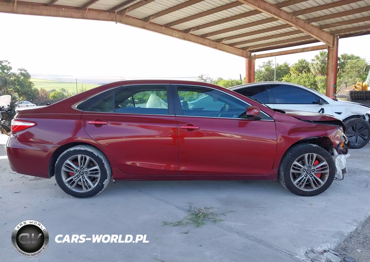 2016 Toyota Camry Se VIN:4T1BF1FK1GU585580 - 13