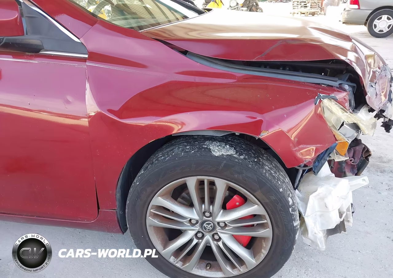2016 Toyota Camry Se VIN:4T1BF1FK1GU585580 - 18