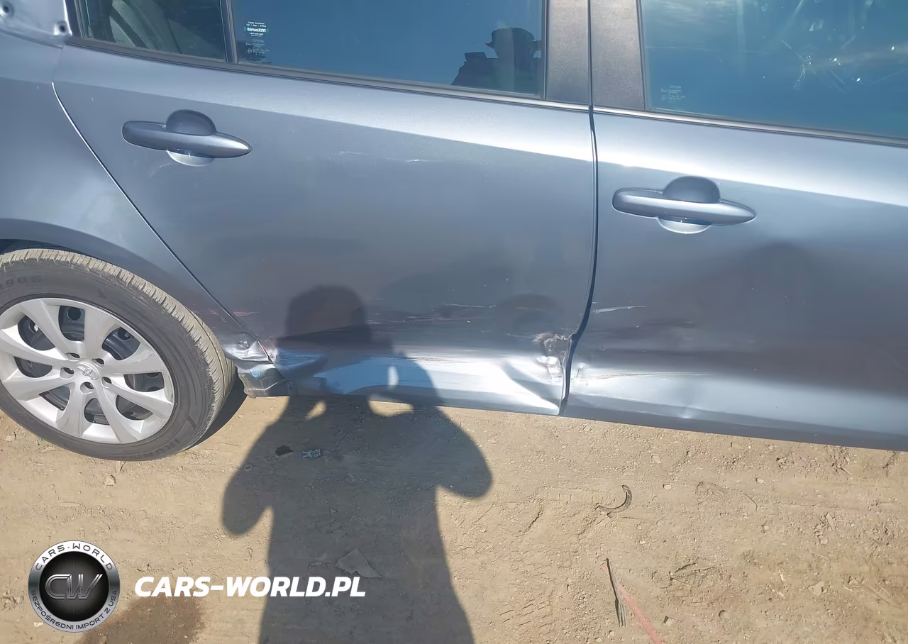 2022 Toyota Corolla Le VIN:5YFEPMAE2NP356403 - 17