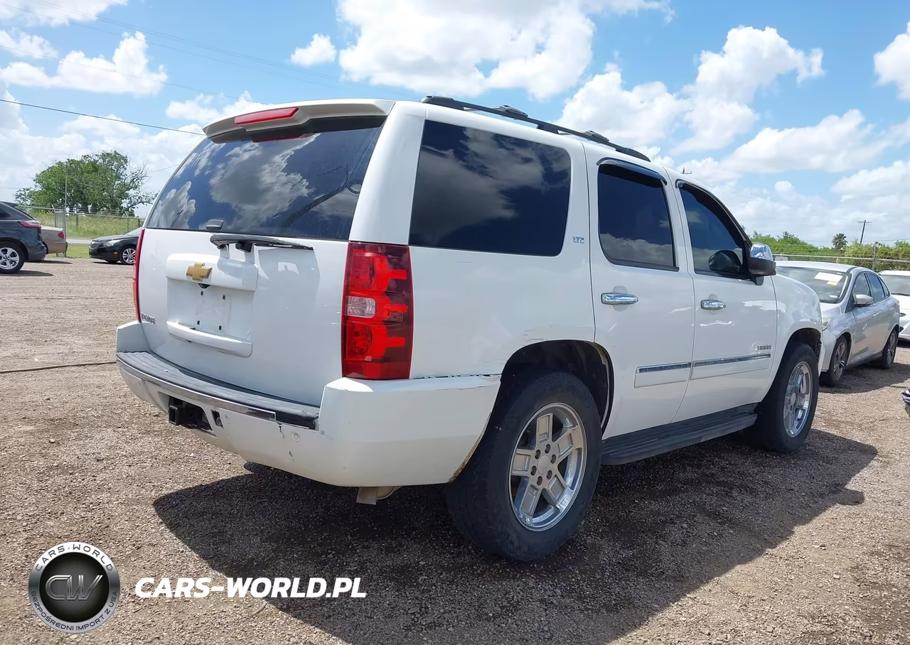 2014 Chevrolet Tahoe Ltz VIN:1GNSCCE00ER175241 - 4