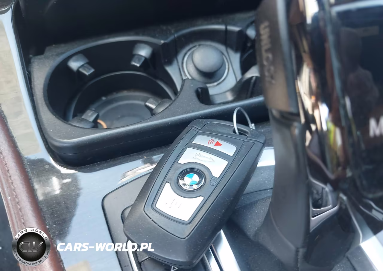 2013 BMW 550I xDrive VIN:WBAFU9C52DDY72475 - 11