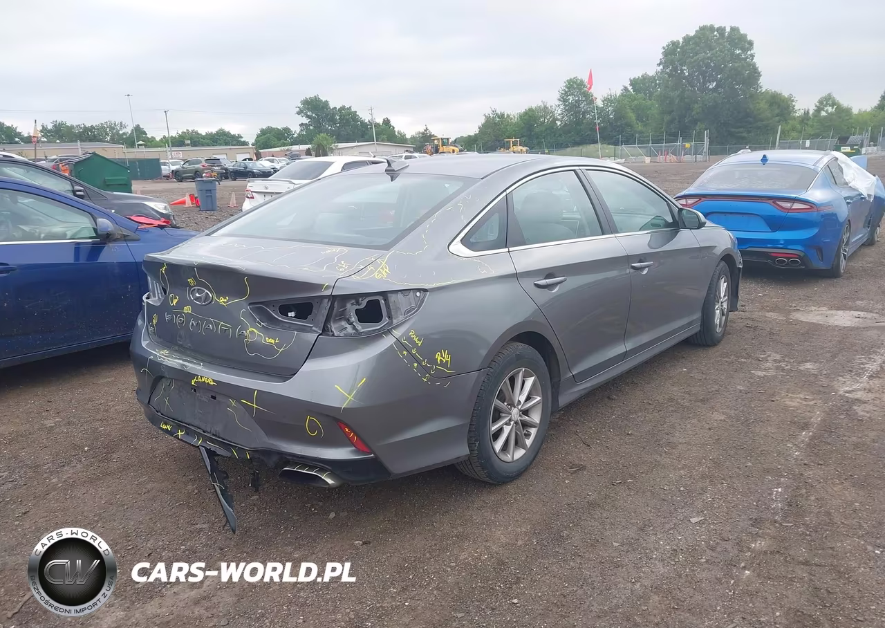 2018 Hyundai Sonata Se VIN:5NPE24AF7JH630306 - 4