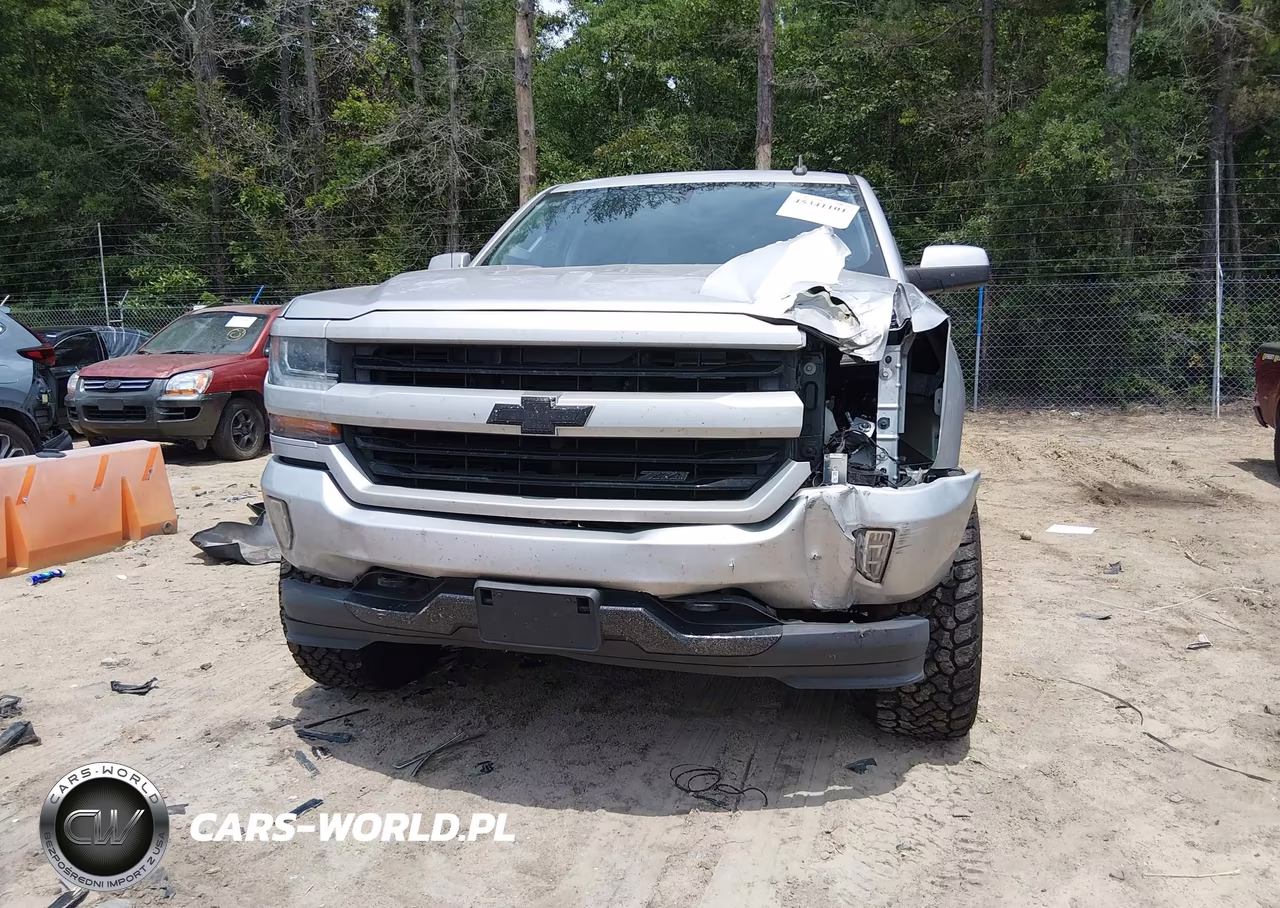 2018 Chevrolet Silverado 1500 2Lt VIN:3GCUKREC2JG570985 - 12