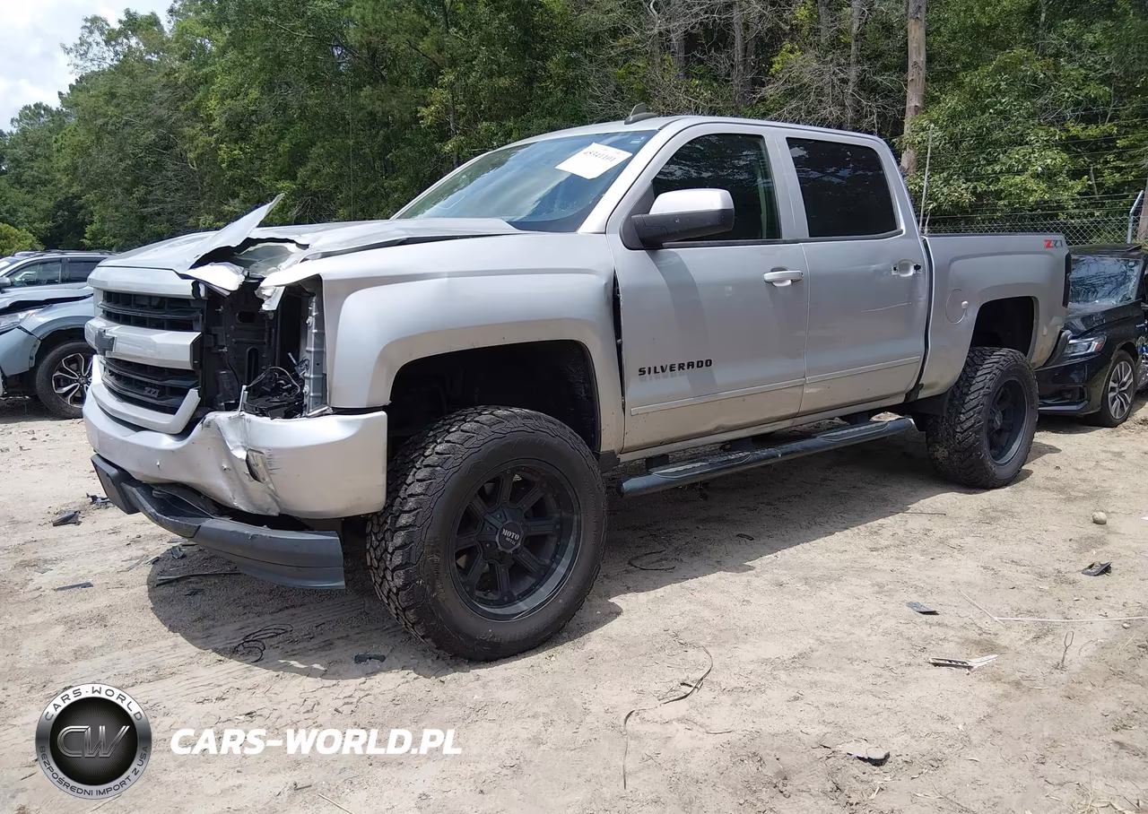 2018 Chevrolet Silverado 1500 2Lt VIN:3GCUKREC2JG570985 - 2