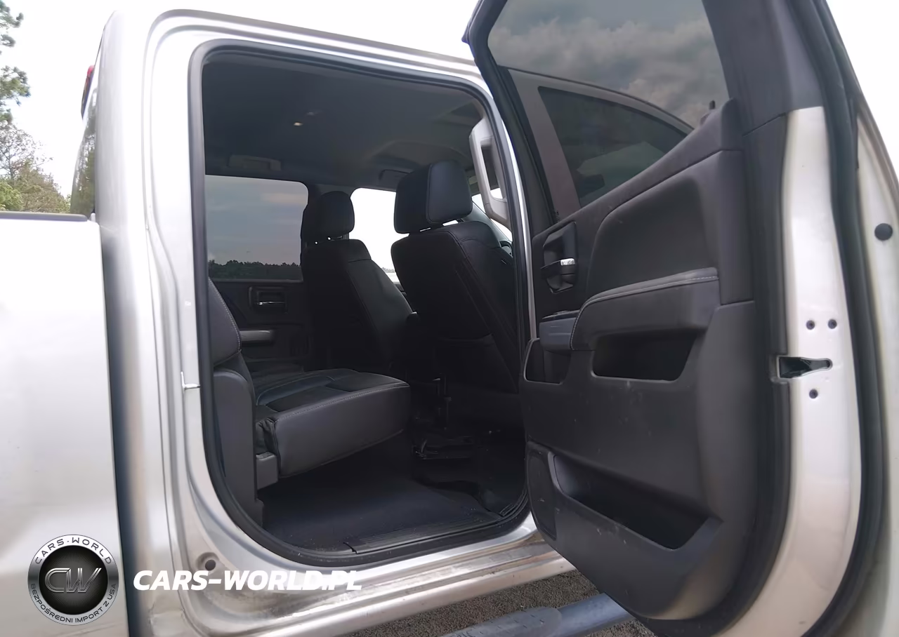 2018 Chevrolet Silverado 1500 2Lt VIN:3GCUKREC2JG570985 - 8