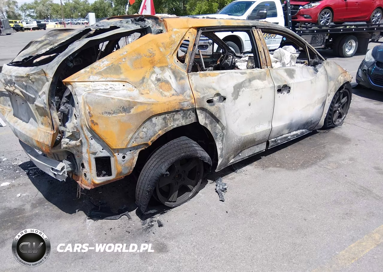 2023 Toyota Bz4X Xle VIN:JTMABACA8PA015987 - 4